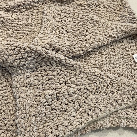 MOTHERHOOD maternity yarn vest/cardigan very cozy L/some pulls/wear - Picture 12 of 13